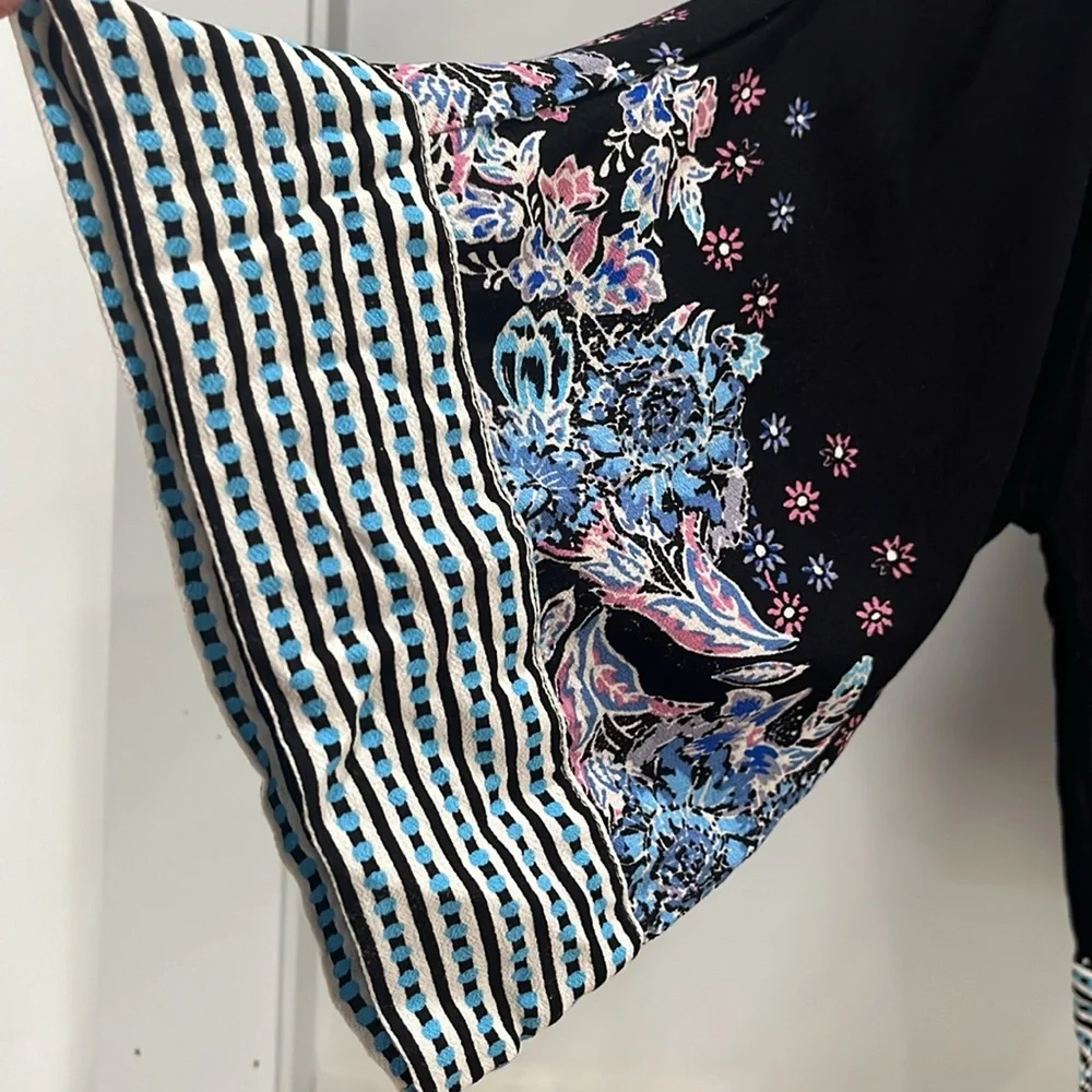 Free People Mixed Print Top in Black Combo, Size M - Picture 12 of 17